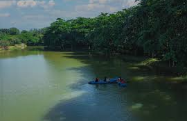 kayaking package for 2 people